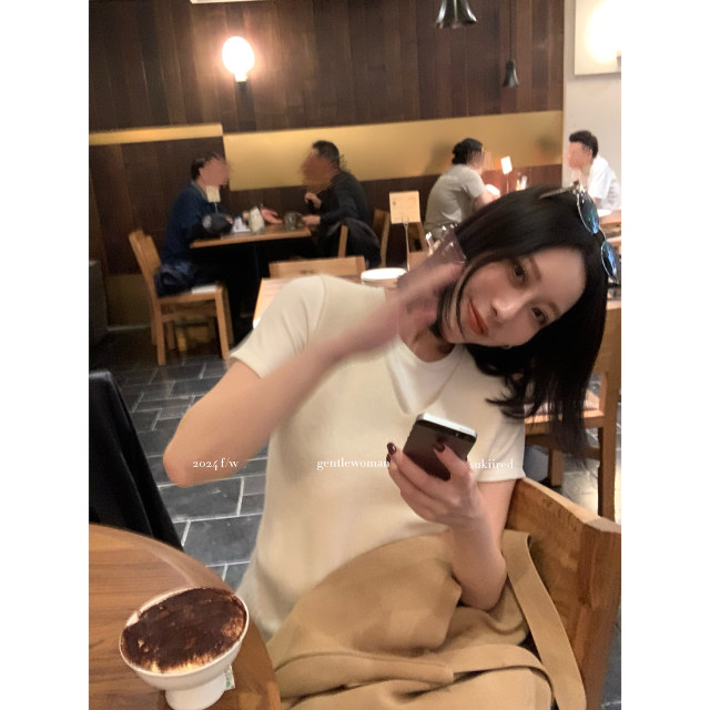 SukiiRED raccoon velvet wool veneer sweater horse clip for women in autumn and winter new layered sweater vest vest vest