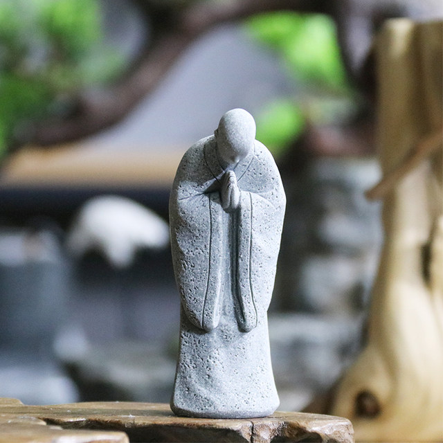 Simulation landscape monk statue, small ornament flower gardening bonsai fake mountain micro -landscape landscape landscape Buddha figure small furnishings
