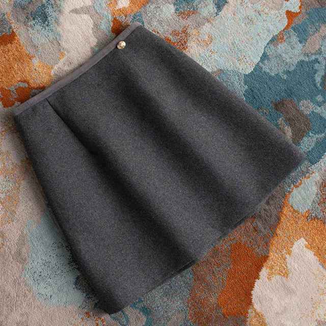 2025 Spring and Autumn New Fat MM High Waist A-line Short Skirt Large Size Fashionable Slim Woolen Strap Lined Hip Skirt Trendy
