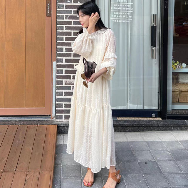 South Korea Chic Autumn Elegant Temperament Round Neck Heavy Industry Hollow Lace Hook Flower Staggering Corporal long -sleeved dress