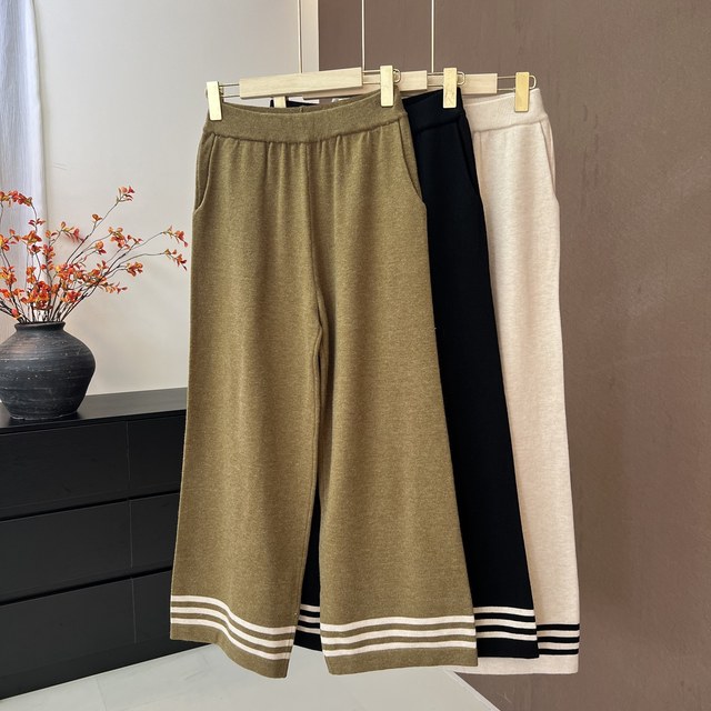 New autumn mother sweater tops and pants two-piece set of fashionable small fragrance style middle-aged and elderly cardigan sweater