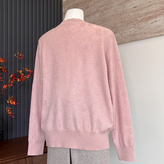 Mom's autumn fake two-piece knitted sweater, temperament bottoming top, middle-aged women's noble and fashionable V-neck sweater