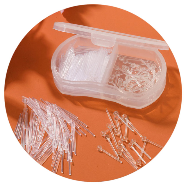 Medical-grade resin ear sticks are suitable for inflammation and new ear piercings to prevent clogging and maintain ear piercings. Female glue sticks are Korean version for students.
