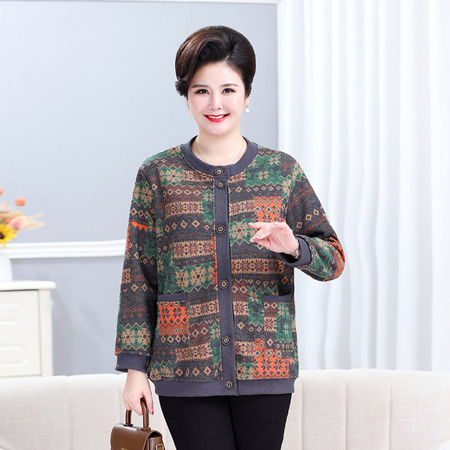 Fat mother's coat plus fat plus large size middle-aged and elderly female grandmother's special body plus velvet warm autumn and winter sweater cardigan