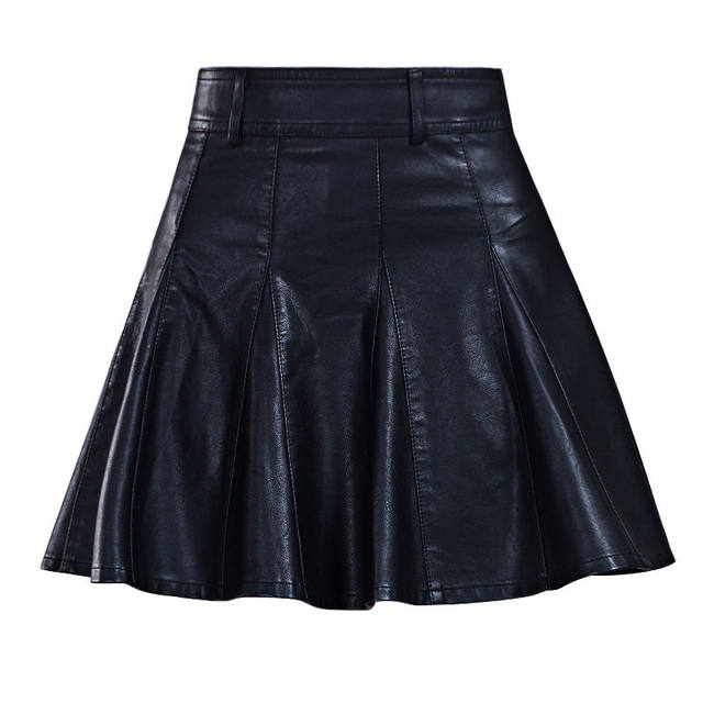 2023 autumn and winter new short skirt for women's clothing, slim large-size skirt, a-line pleated PU leather skirt, anti-exposure pants skirt