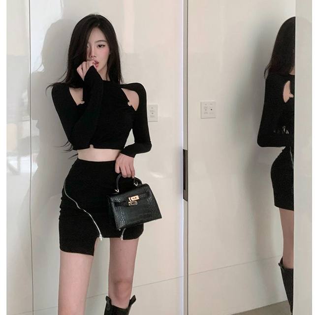 2025 spring hot girl style short motorcycle suit leather jacket contrast leather jacket women zipper skirt two-piece set

