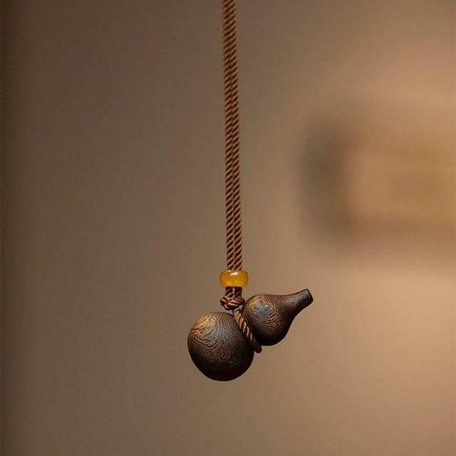 Original high-quality natural Qinnan agarwood gourd sweater chain pendant Fulu Shuangnafu necklace versatile for men and women