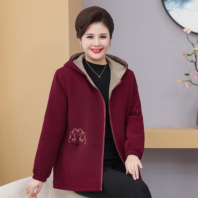 New mother autumn and winter clothes plus large size warm jacket top for middle-aged and elderly women winter plus velvet thickened jacket
