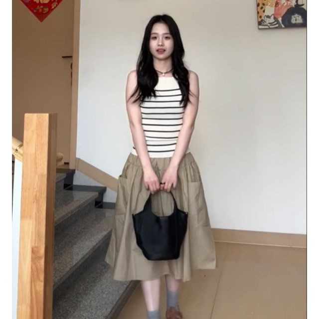 Elastic high waist pocket splicing skirt for women 2025 new design versatile slim and slim hips mid-skirt
