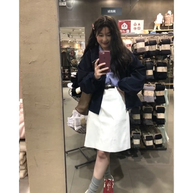 Korean gentle white mid-skirt for women with high waist A-line slim simple commuting versatile mid-skirt