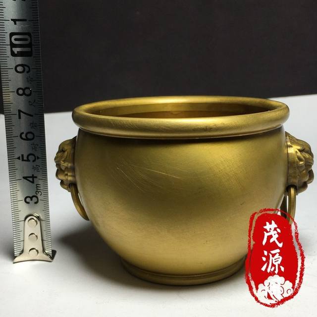 
Antique pure copper double ear beast head copper jar Fengshui house copper jar living room ornaments treasure pot solid copper fortune jar