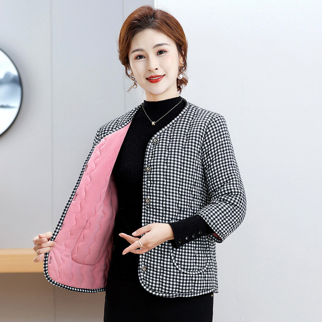 
Mom's winter clothes, cold-proof and warmth, seven-quarter sleeve cotton jacket, cotton vest, middle-aged and elderly women's large-size loose cotton jacket, cotton horse clip