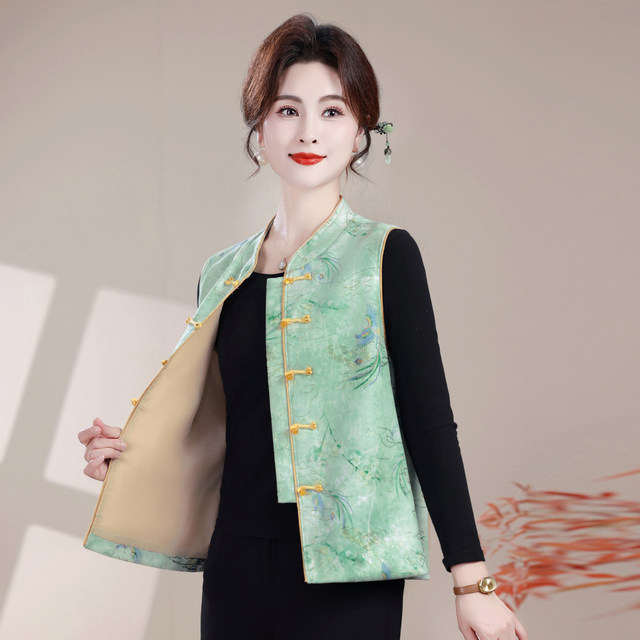 
New Chinese style spring and autumn thin mother's buckle vest middle-aged and elderly women's large size loose national style vest retro waistcoat