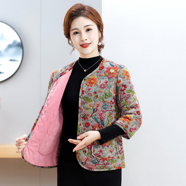 
Mom's winter clothes, cold-proof and warmth, seven-quarter sleeve cotton jacket, cotton vest, middle-aged and elderly women's large-size loose cotton jacket, cotton horse clip