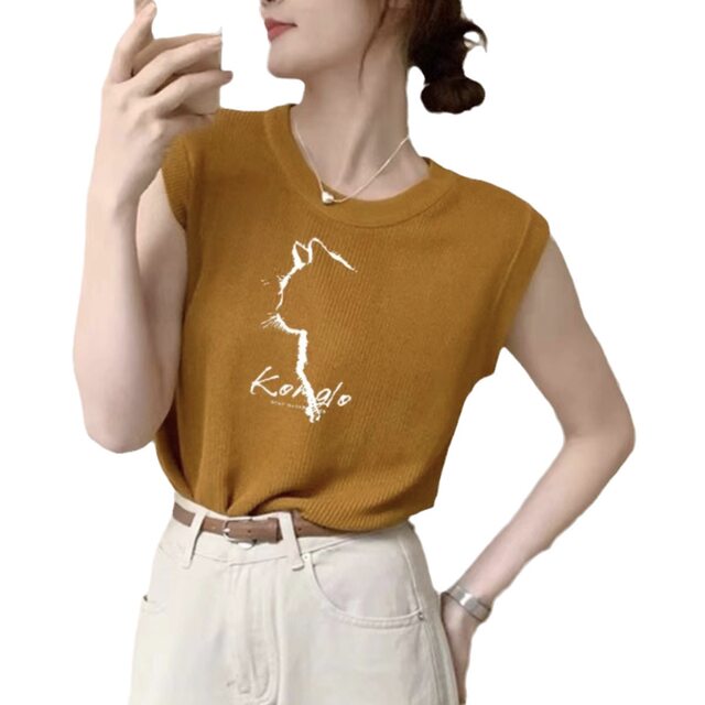 Green hot girl sleeveless vest for women in summer European goods shoulder top design niche thin ice silk knitted T-shirt
