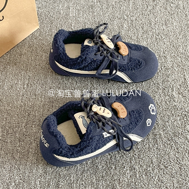 
Lulu Egg Retro Velvet Birkenstock Shoes Women's 2025 New Winter Thick Soled White Shoes Warm Second Cotton Shoes