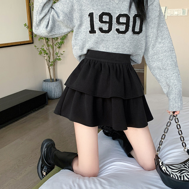 Large size slim and hip-covering cake skirt for women with autumn and winter high waist versatile umbrella skirt fluffy skirt hot girl a-line short skirt