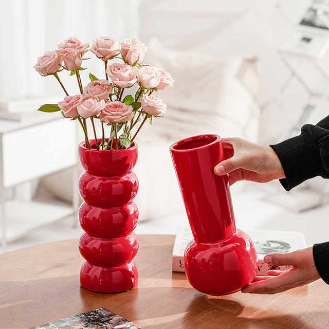 Medieval style ceramic vase Nordic high-end creative home art dry flower arrangement flower vessel living room decoration ornaments