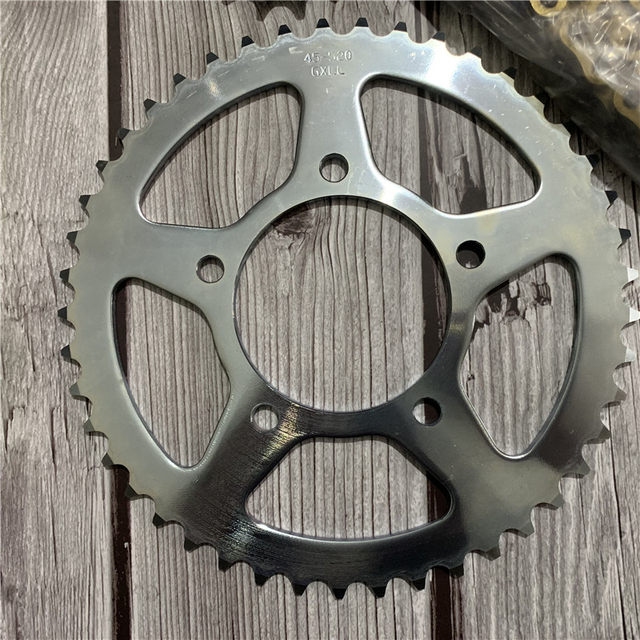 It is suitable for GW250/S/F GSX250R DL250-A kit chain and oil seal chain sprocket plate size gear
