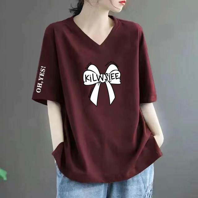 Clearance and pick up foreign trade mothers' T-shirt for women's short-sleeved loose large size slimming V-neck covering belly Korean style top