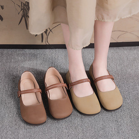 
Small size 3233 new summer genuine leather flat mother shoes retro large size 41 Mary Zhen women's singles shoes shallow mouth grandma shoes