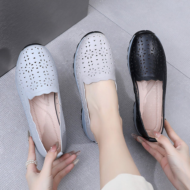 Leather hole shoes for women new summer mother shoes hollow sandals loafers wedge sandals casual shoes sports shoes