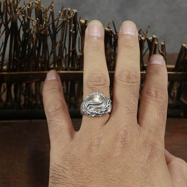 Niubun Seiko Mad Graffiti Frosted Atomized Old Retro 925 Sterling Silver Eye of Thorns Ring for Men and Women