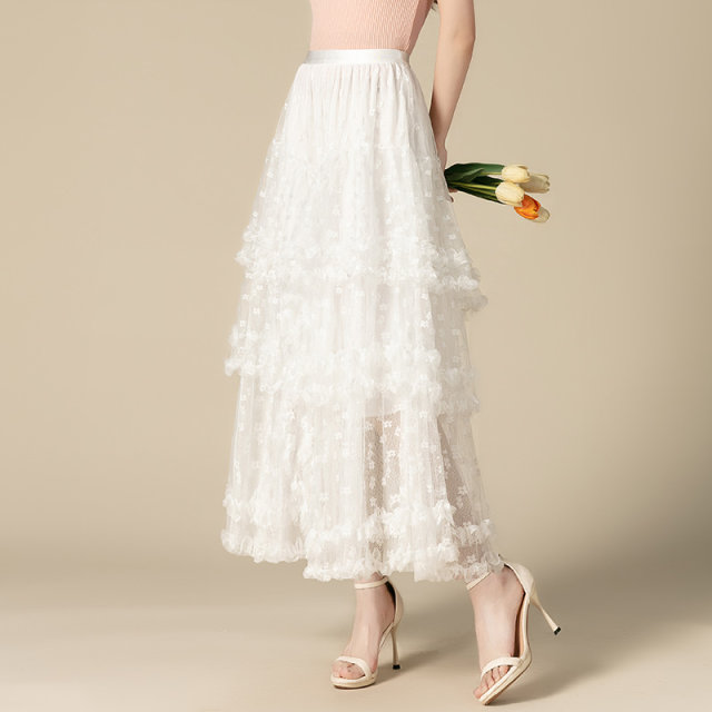 Temperament lace mesh skirt for women 2025 summer new high-waisted slim sweet and fluffy cake A-line long skirt