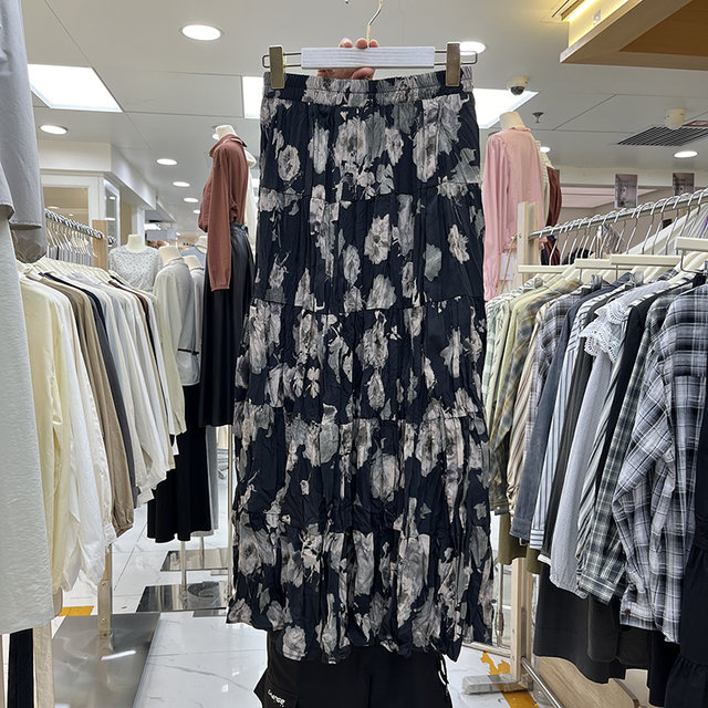 Super large oil painting rose crushed folds skirt autumn Korean version of niche slumper print pleated long skirt