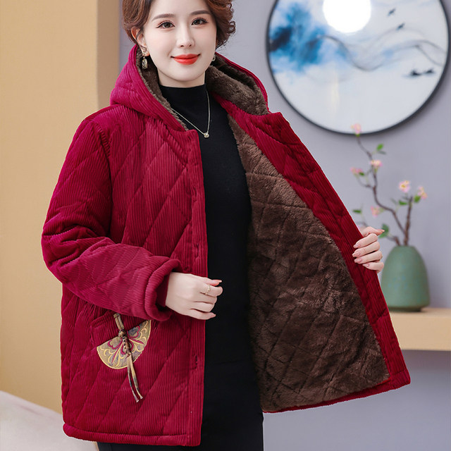 Middle-aged and elderly plus size women's winter clothing velvet cotton jacket fat grandma extra fat belly-covering mother warm cotton clothes thick coat
