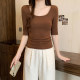 Gray mid -sleeve U -collar bottom shirt female 2024 new spring and autumn slim collar dew back clavicle five -point sleeve top
