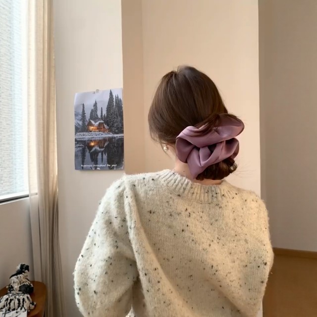 There are only 0 and countless times for low balls! Satin hair tie, temperament, French large intestine hair tie, headband, simple headband