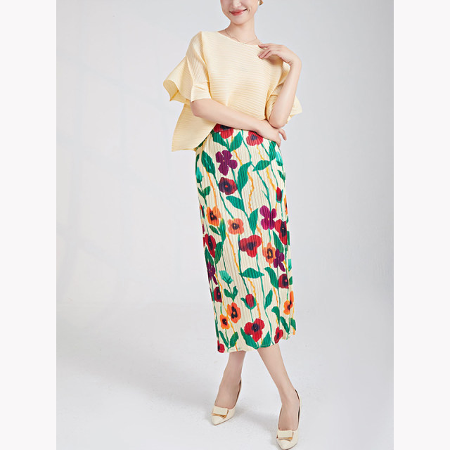 
Pleated printed skirt for women in summer 2025 new high-waisted retro temperament straight skirt versatile A-line hip-pack skirt