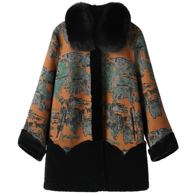 Middle-aged and elderly mothers winter fur all-in-one coat women's reversible fox fur collar fur granny wear mink velvet coat