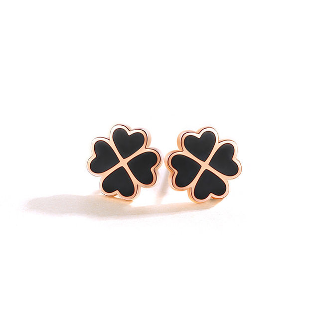 Vana four-leaf clover earrings women's sterling silver earrings 2025 new popular style simple earrings as a gift for your girlfriend