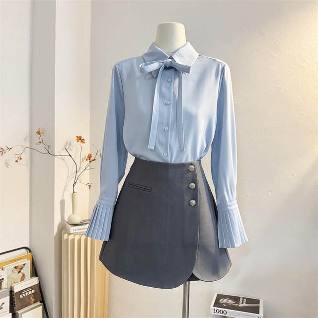 Blue organ trumpet long sleeve bow shirt for women 2025 spring French temperament streamer shirt commuting top
