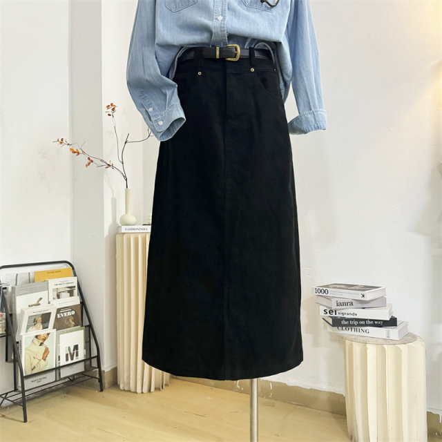 Retro corduroy skirt for women 2024 autumn and winter medium-length high-waist straight skirt for back slit casual temperament skirt