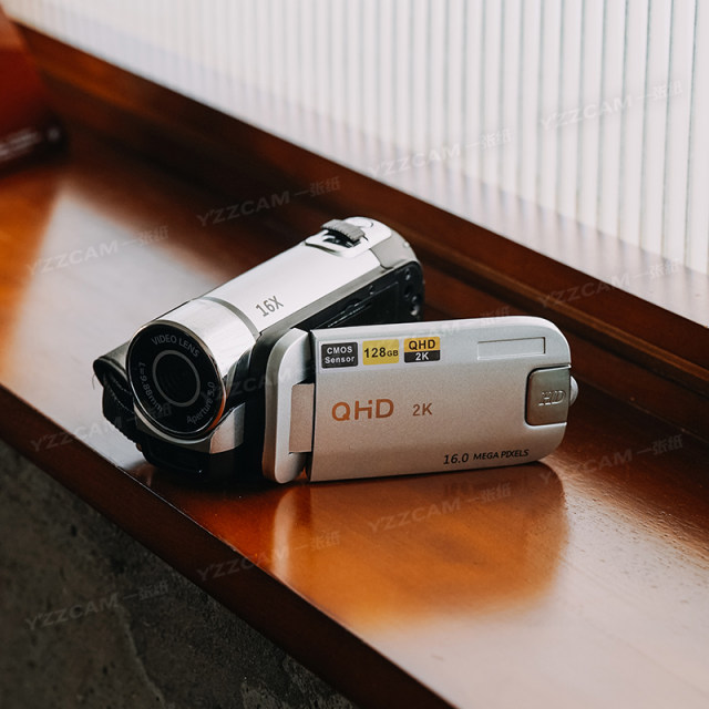 2K high-definition high-pixel handheld dv flip-up rotating screen digital camera student self-portrait ccd camera