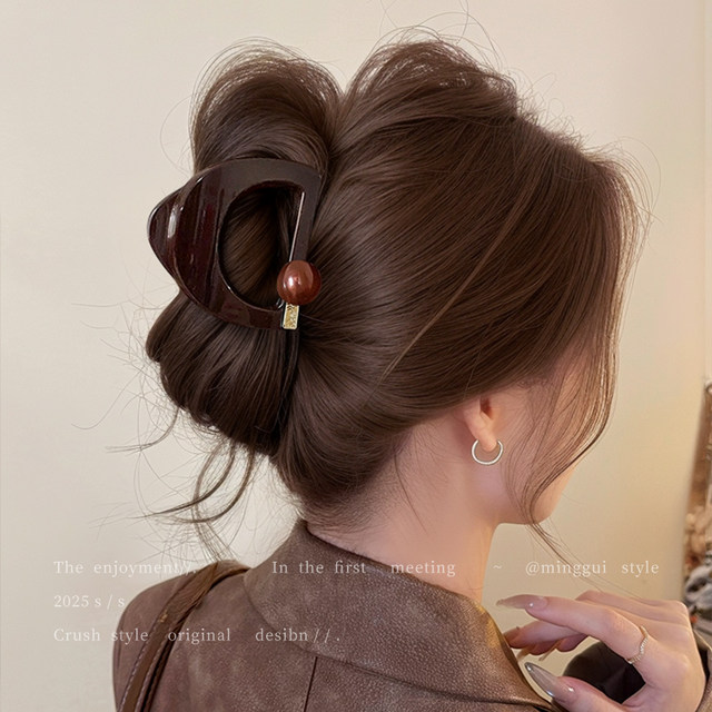 Suitable for women with low hair volume 2025 new high-end shark clip medium-sized hair clip back of head hair accessories