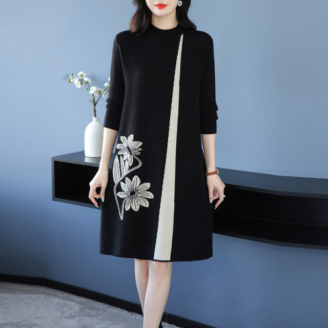 Guofeng Mom Women's Half -neck Print Large Cover Dress 2024 New Autumn and Winter Middle Long Sweat Dress