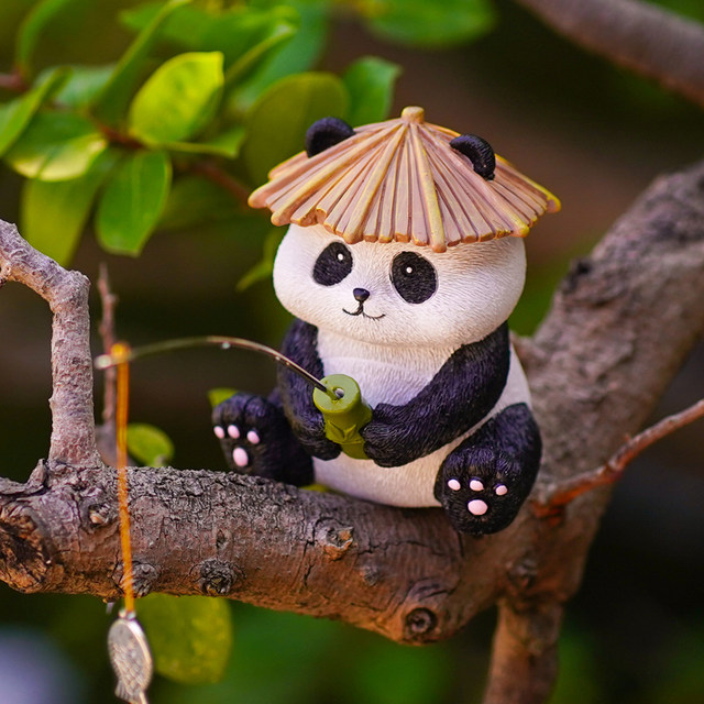 Creative panda fishing tank aquarium decoration Chinese -style rockery flowing water heater fish pond water absorption stone booster landscape ornament
