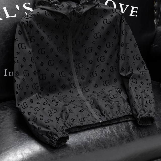 Hooded jacket for men's autumn and winter trendy brand new printed slim fit and handsome casual thin sun protection suit short men's jacket