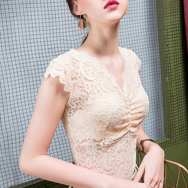 2025 summer lace base shirt for women v-neck slim mesh sexy fashionable women's T-shirt sleeveless hollow vest