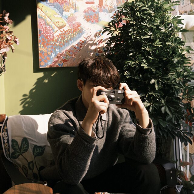 Photograph Hegel disposable film camera film niche birthday gift for girls, boys and girlfriends