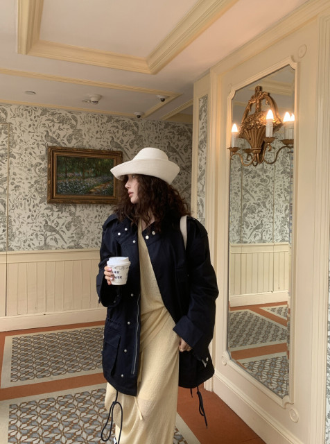 Thirteen Lines 2025 Spring New Korean Style Fashionable Classic Simple Drawstring Zipper Loose Mid-length Trench Coat
