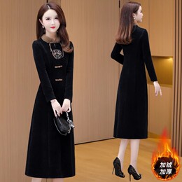 Mid-year National Style Flag Robe Dress Woman Autumn and Winter 2023 new 24 velvet thickening mother thirteen lines of skirt