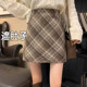 Large -size retro lattice woolen skirt female autumn and winter A -line skirt high waist is thin, small bag hip skirt fat mm
