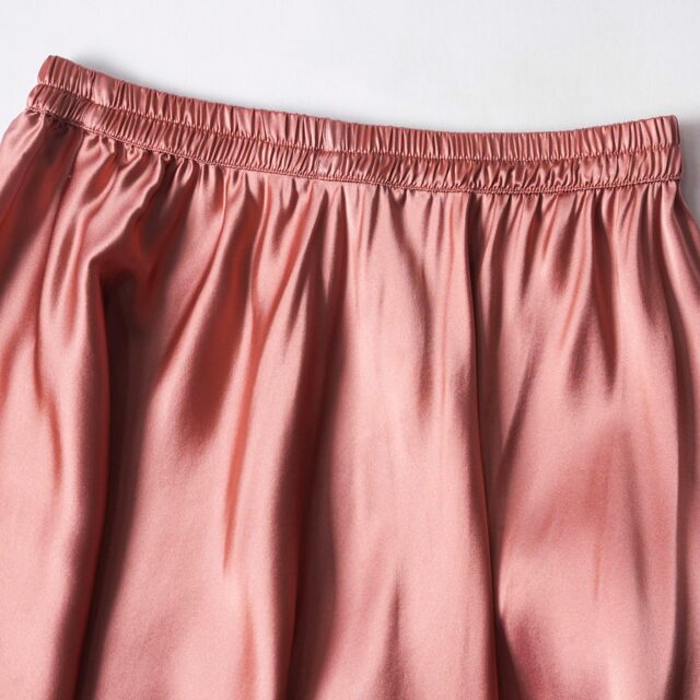 Floating large hem skirt! Silk crepe satin slanted skirt mulberry silk draped midi skirt solid color versatile to make you look slim
