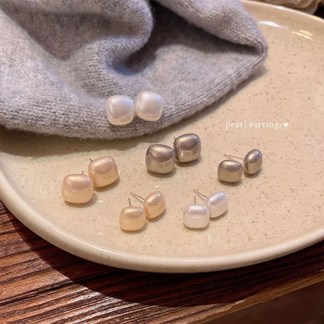 Sugar Cube Pearl Earrings High-end 2025 New Hot Square Earrings Temperament Fashion Earrings for Women