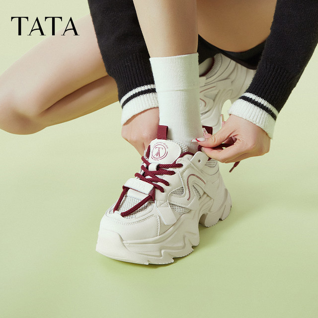 TATA He and her thick sole dad shoes for women with height-enhancing sneakers for women with sponge cake sole casual shoes 2025 new WOG25AM5